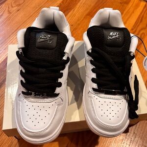 Nike Zoom Air Paul Rodriguez in White Black